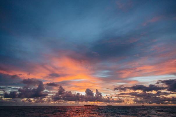 Фотообои Восход над морем