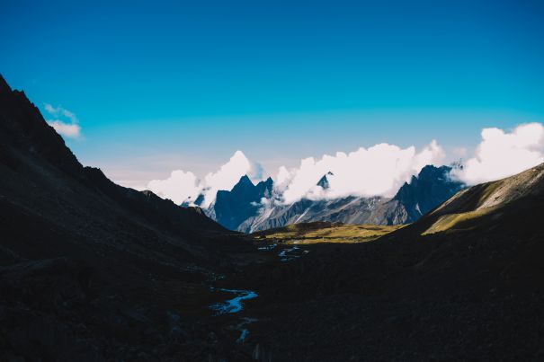 Фотообои Облака над горами